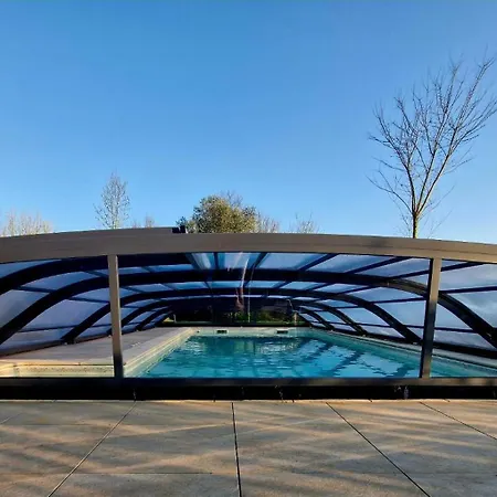 Ferienhaus Les Champs De Brice - Campagne - Piscine - 10 Pers *